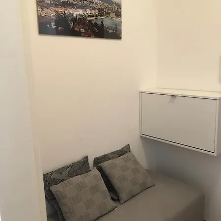 Apartment Ema *